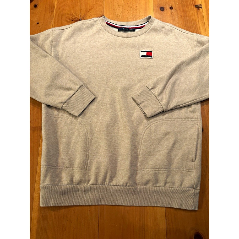 Tommy Hilfiger Women's S/P Petite Sweatshirt Beige Tan Crewneck Pockets